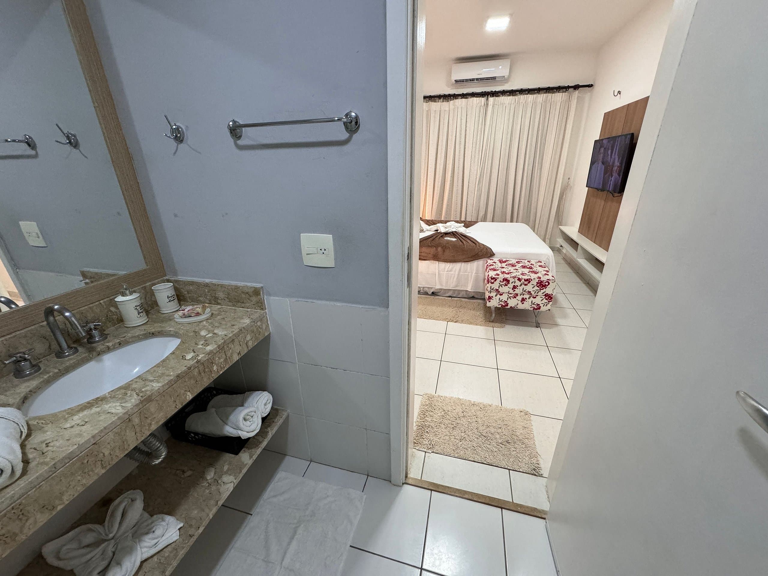 Beach Living Pe n areia 400m do Beach Park 02 Qtos
