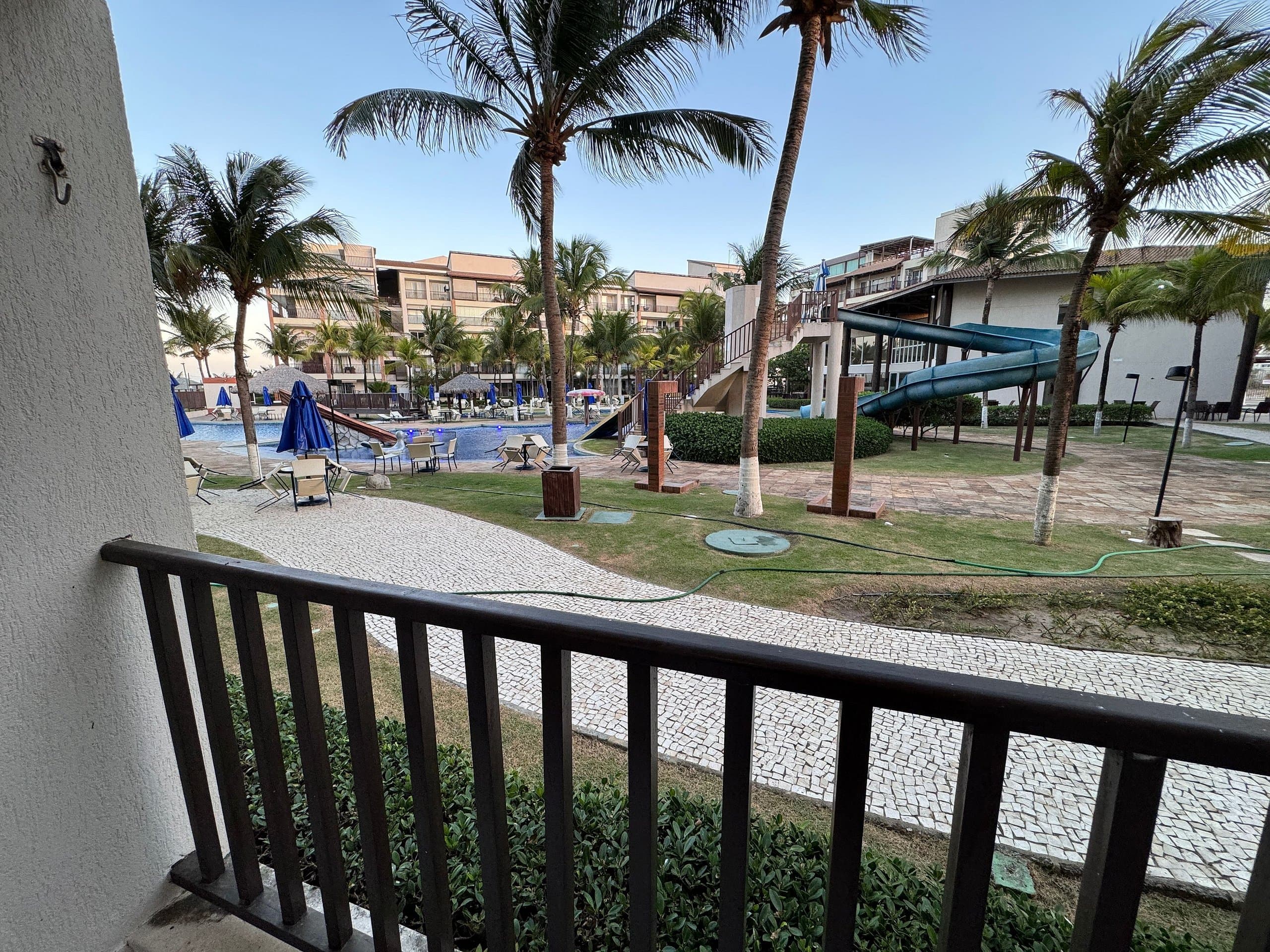 Beach Living Terreo 03 Qtos Frente ao Toboágua