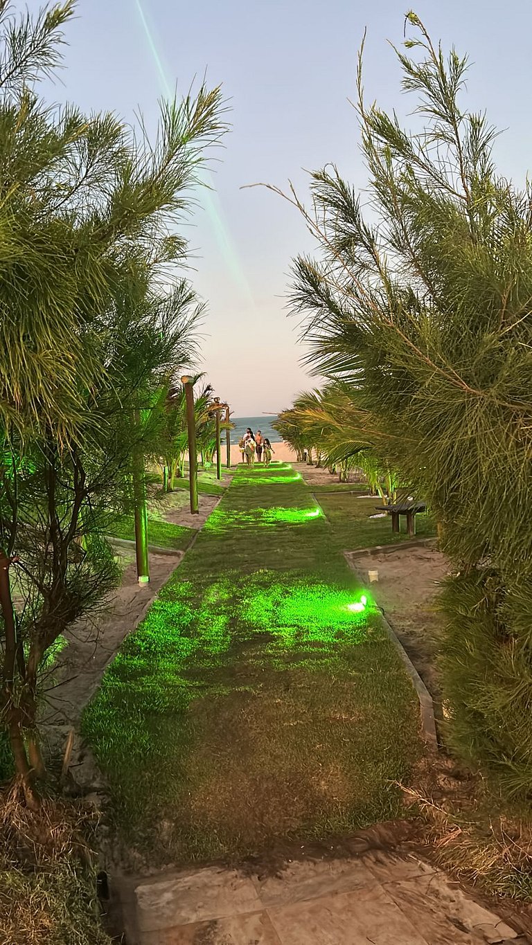 Beach Living 02 Qts Vista Parcial Mar Bem decorado