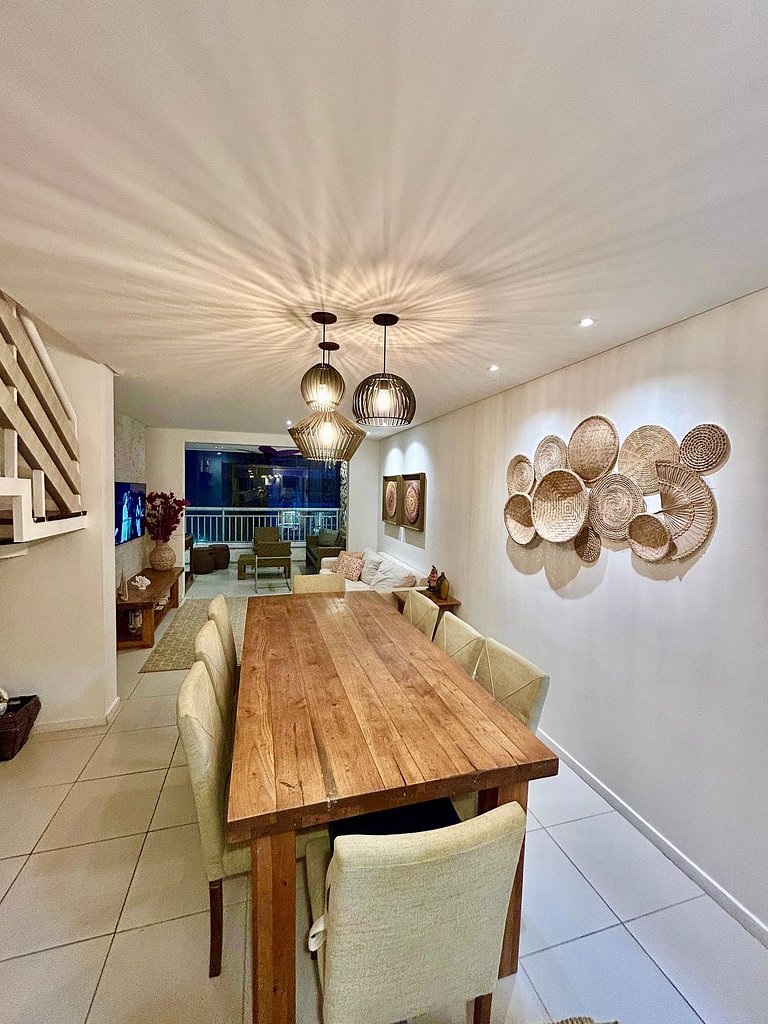 Linda Duplex, 4qtos, jacuzzi e vista mar