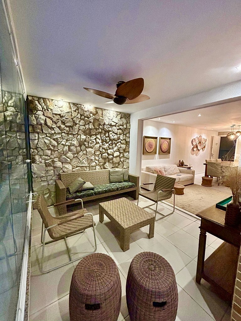 Linda Duplex, 4qtos, jacuzzi e vista mar