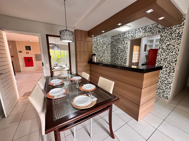 Beach Living 03 Qts acomoda ate 08 pessoas