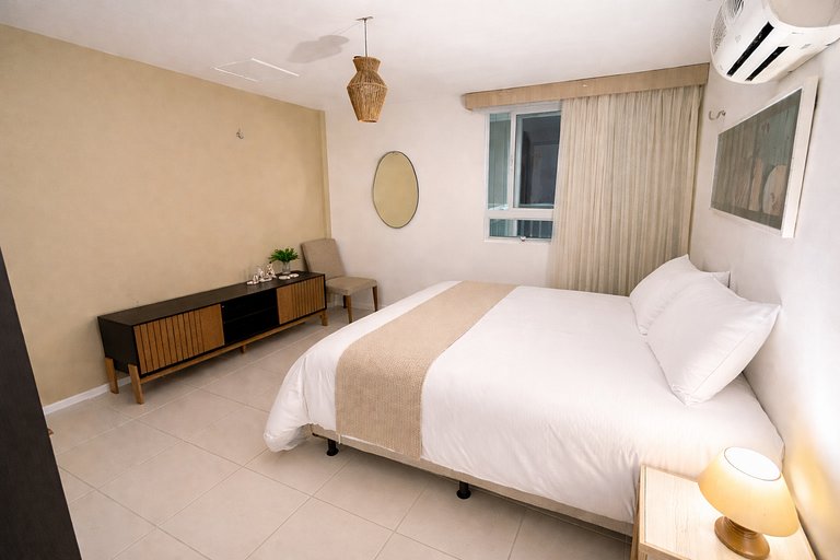 TerraMaris - Duplex, 5 qtos, jacuzzi, vista mar total, praia